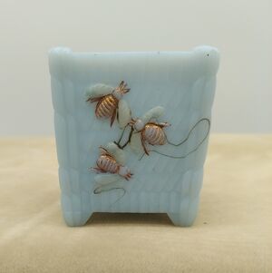 Milk Glass Bumble Bee Design Toothpick Holder Glowy Glass Reactive